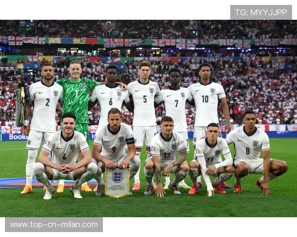 凯恩门前鱼跃冲顶，英格兰扩大比分优势——英格兰足球的激情时刻