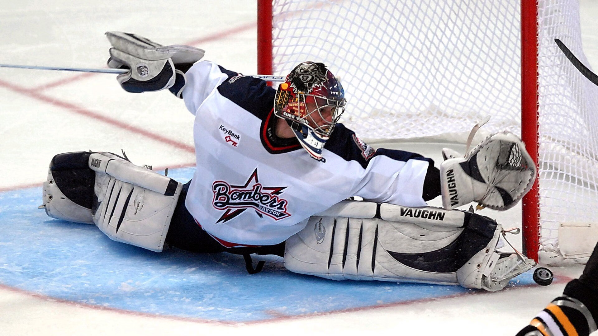 官方：意大利裁判组执法巴黎vs拜仁焦点战，马里亚尼任主裁，巴黎意大利门将